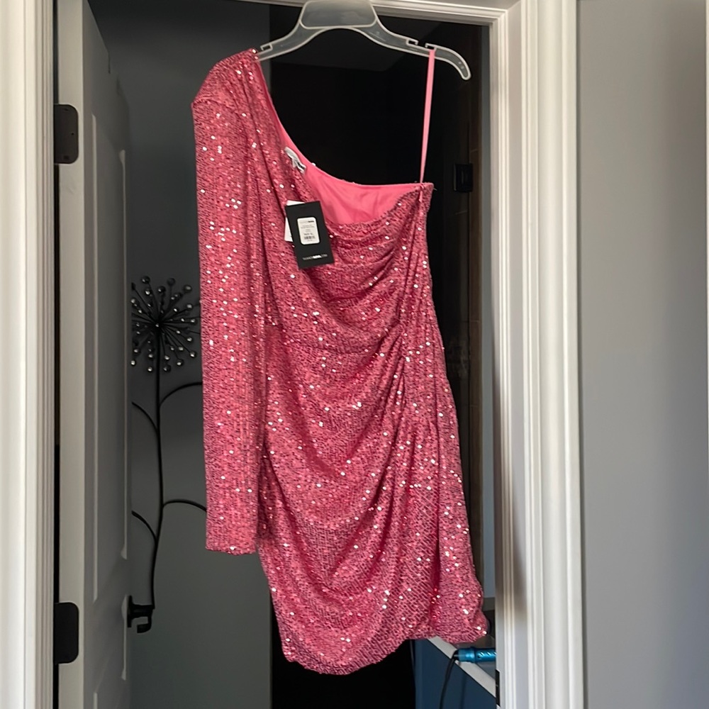 Fashion Nova XL long one arm sparkly pink dress-never been worn